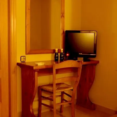 Hotel Petit 3*